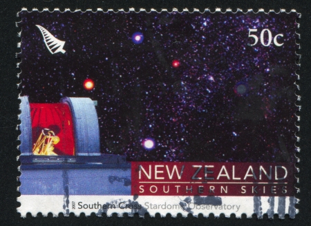 NEW ZEALAND - CIRCA 2007: stamp printed by New Zealand, shows Southern Cross, Stardome Observatory, circa 2007の写真素材