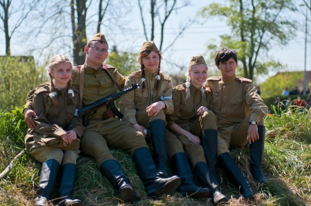 KALININGRAD, RUSSIA  - May 09: Reconstruction of the Great War (Russian-Germany) battle, reconstruction of combat between Soviet and German armies, May 09, 2012 in Kaliningrad, Russia.のeditorial素材