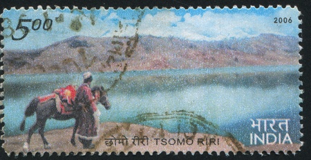 INDIA - CIRCA 2006: stamp printed by India, shows Tsomo Riri lake, circa 2006のeditorial素材