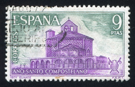 SPAIN - CIRCA 1971: stamp printed by Spain, shows Santa Maria de Eunate, circa 1971のeditorial素材