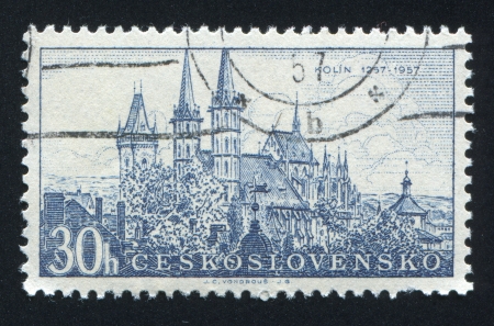 CZECHOSLOVAKIA - CIRCA 1957: stamp printed by Czechoslovakia, shows Kolin cathedral, circa 1957のeditorial素材