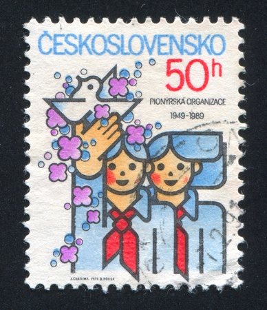 CZECHOSLOVAKIA - CIRCA 1989: stamp printed by Czechoslovakia, shows Pioneer Organization, circa 1989のeditorial素材
