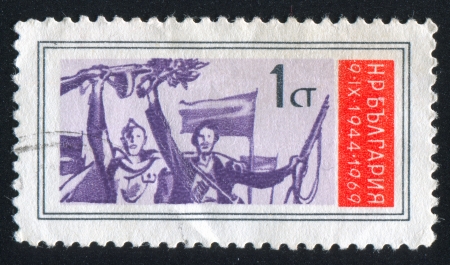 BULGARIA - CIRCA 1969: stamp printed by Bulgaria, shows Partisans, circa 1969のeditorial素材
