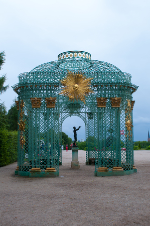 The Sanssouci Palace (German: Schloss Sanssouci) is the former summer palace of Frederick the Great.のeditorial素材