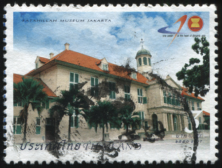 RUSSIA KALININGRAD, 3 JUNE 2016: stamp printed by Thailand, shows Fatahillah Museum in Jakarta (Indonesia), circa 2007のeditorial素材