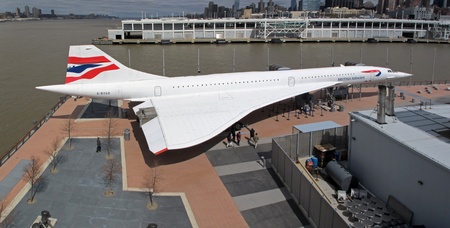 22. MARCH 2011 - MANHATTAN, NEW YORK, USA - The concord airplane at The USS Intrepid aircraft carrier. Photo taken on 22. March 2011 in New York, USA.のeditorial素材