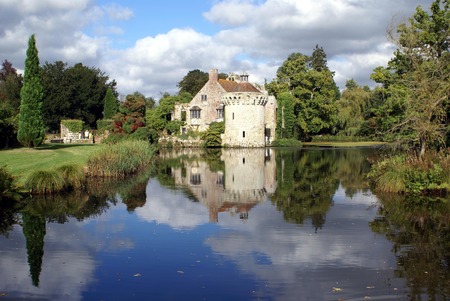 Scotney Castle, Lamberhurst, Kent, Englandのeditorial素材
