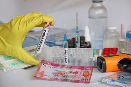 Scientists and doctors are fighting to create a coronavirus vaccine around the worldのeditorial素材