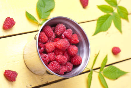 Raspberry in bowl