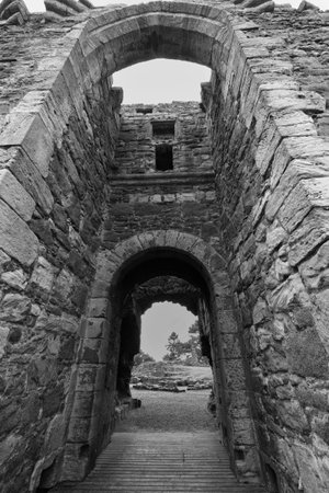 Looking through the doorway of a ruined Scottish Castleの写真素材