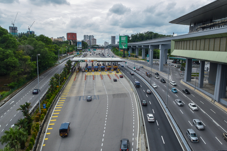 Traffic near Toll payment at SPRINT Highway, Malaysia.のeditorial素材