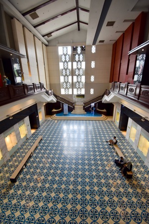 The National Museum is a museum located on Jalan Damansara in Kuala Lumpur, Malaysia. The museum is situated in close proximity to the Perdana Lake Gardens and it provides an overview of Malaysian history and cultureのeditorial素材