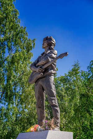 Russia, Saint-Petersburg - 16 August 2020: a monument in honor of the singer Viktor Tsoi. 30th anniversary of death.のeditorial素材