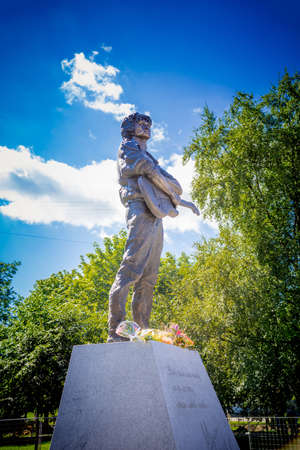 Russia, Saint-Petersburg - 16 August 2020: a monument in honor of the singer Viktor Tsoi. 30th anniversary of death.のeditorial素材