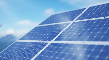 3D illustration solar panels in the sea or ocean. Alternative energy. Concept of renewable energy. Ecological, clean energy. Solar panels, photovoltaic with reflection beautiful blue sky.の写真素材