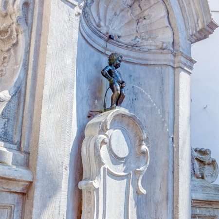 Manneken Pis Fountain (1619), created by Jerome Duquesnoy, Brussels, Belgiumのeditorial素材