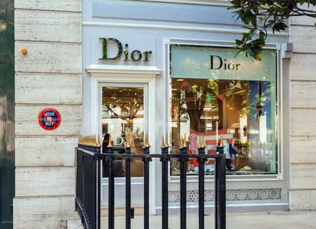 PARIS, FRANCE - APRIL 7, 2011: Baby Dior boutique kids dress shopのeditorial素材