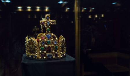 Vienna, Austria - October 22, 2017: Imperial crown in  Imperial Treasury or Kaiserliche Schatzkammer at the Hofburg Palaceのeditorial素材