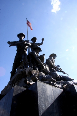 Tugu Negara Malaysia, the national monument in Kuala Lumpur.のeditorial素材