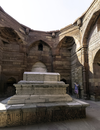 Tomb of Iltutmish at Qutub Minar complex in New Delhi, Indiaのeditorial素材