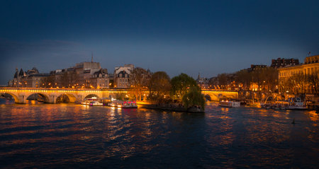 Paris, France, March 28 2017: view of Pont Neuf in Paris on March 7, 2013. Pont Neuf is the oldest standing bridge across the river Seine and first stone in bridge construction was laid in 1578のeditorial素材