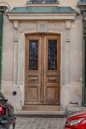 Paris, France, March 31 2017: Typical view of the Parisian street. Architecture and landmark of Parisのeditorial素材