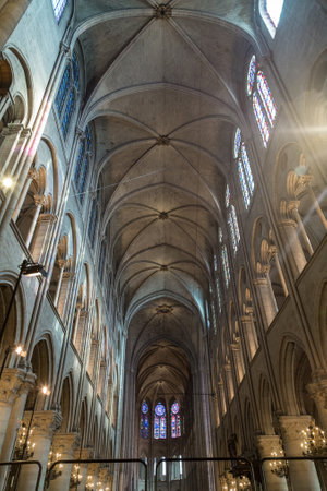 Paris, France, March 27 2017: The interior of the Notre Dame de Parisのeditorial素材