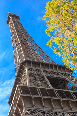 Paris, France, March 30 2017: Tower Eiffel, Paris, seen from the parkのeditorial素材