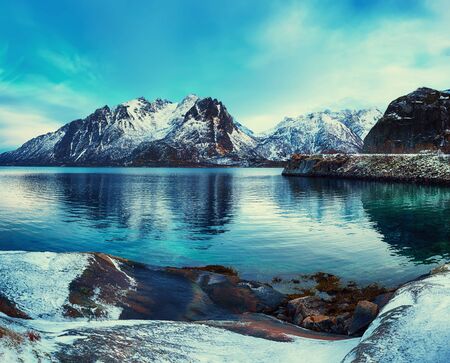 Winter Norway lakeの写真素材