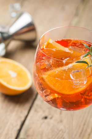 Aperol spritz cocktailの写真素材