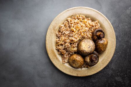 Buckwheat porridge with mushroomsの写真素材