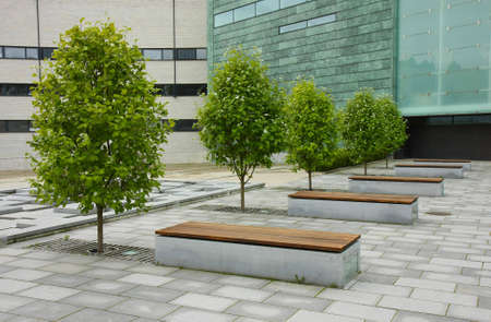 A calm place to have some rest in the middle of a modern business park