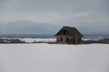 Abandoned Homestead, Near Wroxton, Saskatchewan, February 6, 2011のeditorial素材