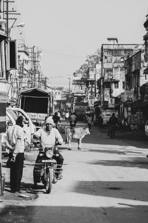 Bankura, West Bengal, India - January 01, 2022: Busy urban wholesale business market place in a chilling winter morningのeditorial素材