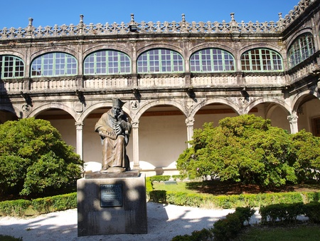 Monument Gallaecia Fvlget, founder of the University of Santiago de Compostela in the Senate del Palacio de Fonsecaのeditorial素材