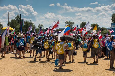 KRAKOW, POLAND - JUL 31, 2016: Unidentified participants of World Youth Day and International Catholic youth Convention, July 25-31. This year festival was visited by Pope Francis.のeditorial素材