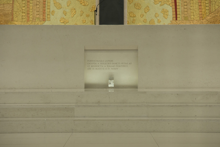 FATIMA, PORTUGAL - JUNE 12, 2018: cornerstone, fragment of the marble tomb of Saint. Peter, above which the basilica of St. Peter in the Vatican,のeditorial素材