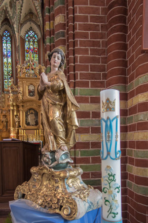 Torun, Poland, May 09, 2022: The interior of the Church of St. James in Torun. The Blessed Virgin Maryのeditorial素材