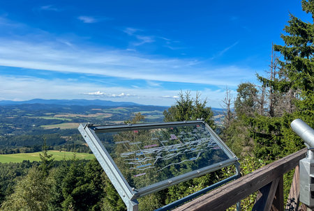 View of the areas below the Bledne Skaly viewpoint in the Table Mountains (Gory Stolowe) in Poland.の写真素材