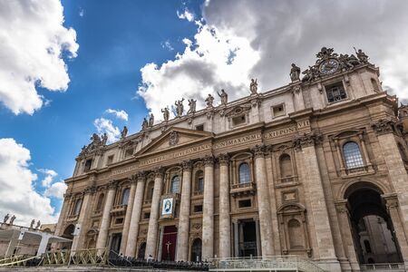 May 30, 2016: Entrance of the Saint Peter's Basilica, Vatican Cityのeditorial素材