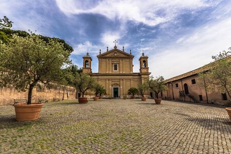 May 28, 2016: A Catholic church in the old town of Romeのeditorial素材