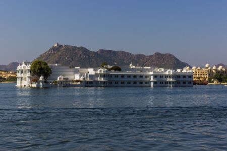 November 07, 2014: Lake Palace in Pichola lake, Udaipur, Indiaのeditorial素材