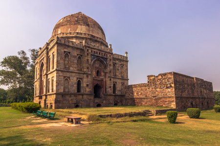 October 27, 2014: Ancient building in the Lodi Gardens in New Delhi, Indiaのeditorial素材