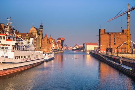 January 28, 2017: Old town harbor of Gdansk, Polandのeditorial素材