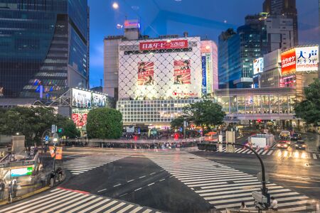 Tokyo - May 21, 2019: The scramble crossing in the district of Shibuya in Tokyo, Japanのeditorial素材