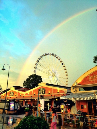 rainbow after rain stop at asiatique Thailandの素材