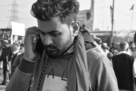 Gazipur, Delhi, India â December 25 2020 : Indian Sikh and Hindu Farmers from Punjab, Uttar Pradesh and Uttarakhand states protests at Delhi-UP Border against new farmer laws â Black and Whiteのeditorial素材