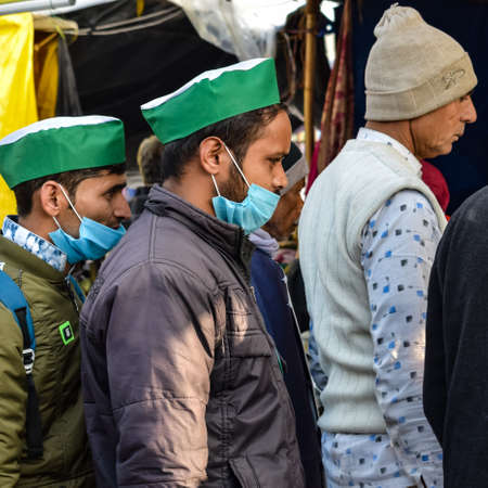 Gazipur, Delhi, India â December 25 2020 : Indian Sikh and Hindu Farmers from Punjab, Uttar Pradesh and Uttarakhand states protests at Delhi-UP Border. Farmers are protesting against new farmer lawsのeditorial素材