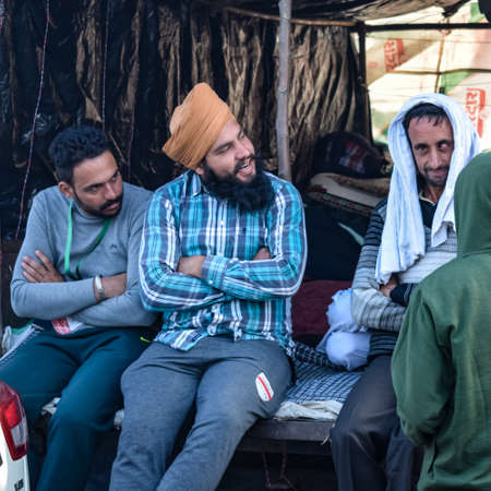 Gazipur, Delhi, India â December 25 2020 : Indian Sikh and Hindu Farmers from Punjab, Uttar Pradesh and Uttarakhand states protests at Delhi-UP Border. Farmers are protesting against new farmer lawsのeditorial素材