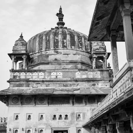 Jahangir Mahal (Orchha Fort) in Orchha, Madhya Pradesh, India, Jahangir Mahal or Orchha Palace is citadel and garrison located in Orchha. Madhya Pradesh. India, India Archaeological Site Black Whiteのeditorial素材